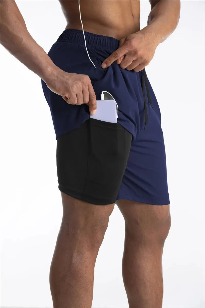 Juoksushortsit, useita värejä